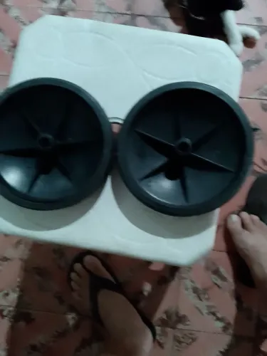 Rodas de carrinho de feira novas para vender