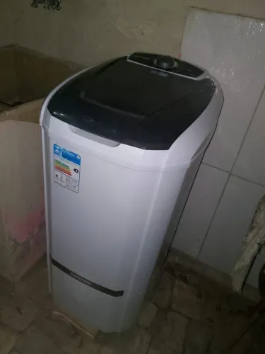 Vendo tanquinho de lavar roupa novo 