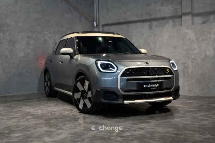 Mini Cooper Country. SE All4 TOP (elétrico) 2025