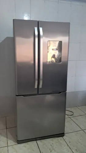 Geladeira Electrolux side bay side 3 portas funcionando perfeitamente (Entrego)