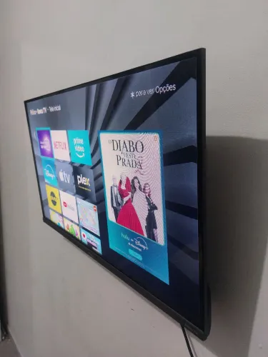 Tv Philco smartv Roku R$ 650 pra sair hj! Nova e sem detalhes! 