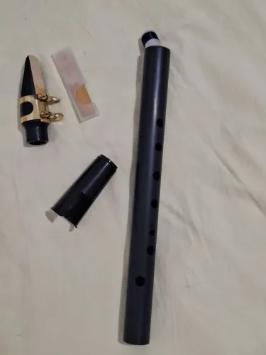 SAXOFONE ARTESANAL EM DÓ