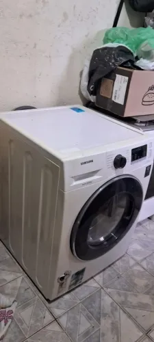Máquina lava e seca