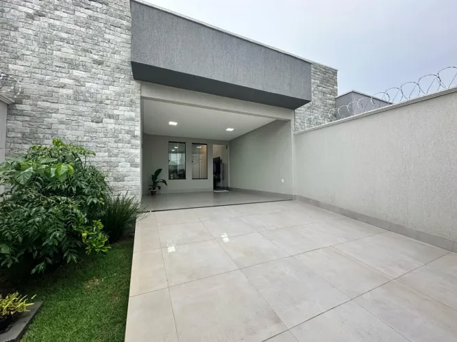 Casa, 3 quartos, 3 suítes, 165 m², 4 vagas no Jardim Atlantico em Goiânia