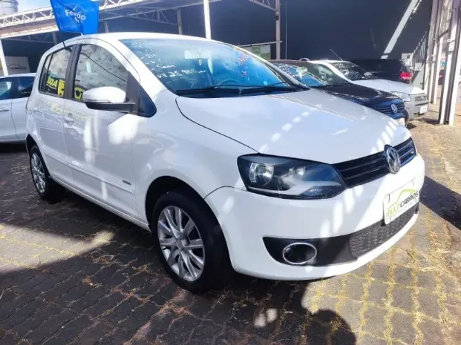 Volkswagen Fox 1.0 MI Total Flex 8V 3P 2012