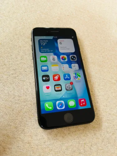 iPhone SE 64gb