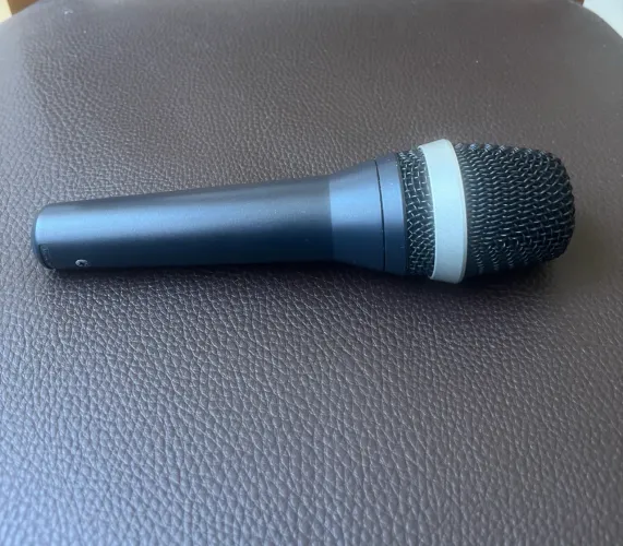 Microfone Akg D5