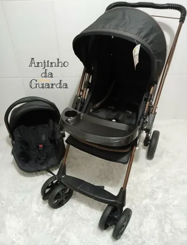 KIT CARRINHO E BEBÊ CONFORTO GALZERANO