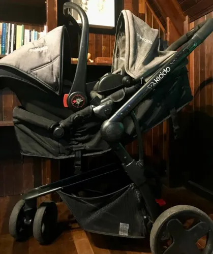 Kit Carrinho Bebê Compass 3 Kiddo com Bebê Conforto e suporte auto