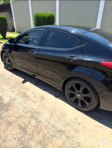 Hyundai Elantra GLS 1.8 16V Aut. 2012
