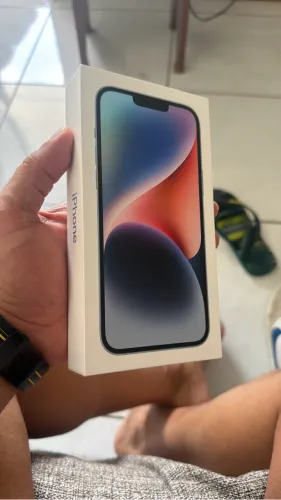 iPhone 14 Plus muito novo