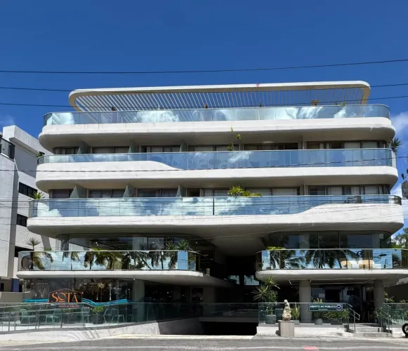 FLAT TÉRREO NO SETAI YACHT | BEIRA-MAR DE CABO BRANCO | R$ 530 MIL