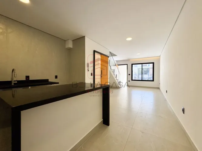 Sobrado novo à venda na Mooca | 151m² | 3 suítes | Varanda gourmet | 2 vagas