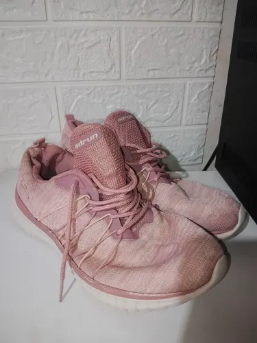 Tenis