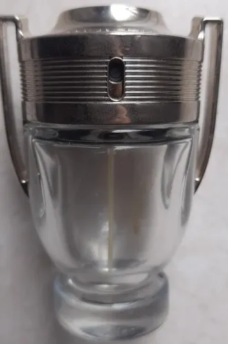 Frasco de perfume vazio original Invictus Paco Rabanne