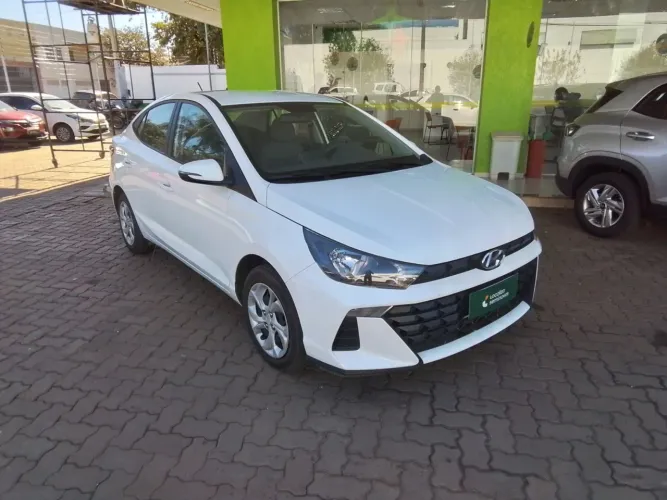 Hyundai HB20S Comfort Plus 1.0 TB Flex 12V Mec. 2025