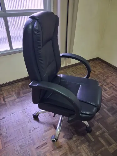 Cadeira Presidente giratória