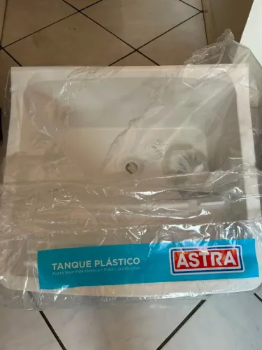 Tanque plastico astra 40 litros