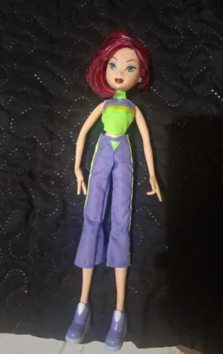 Boneca winx tecna