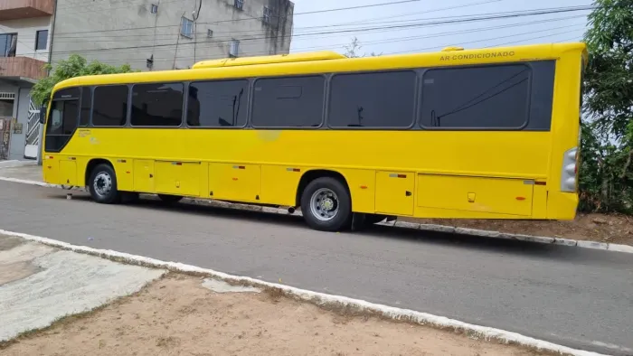 Ônibus novinho