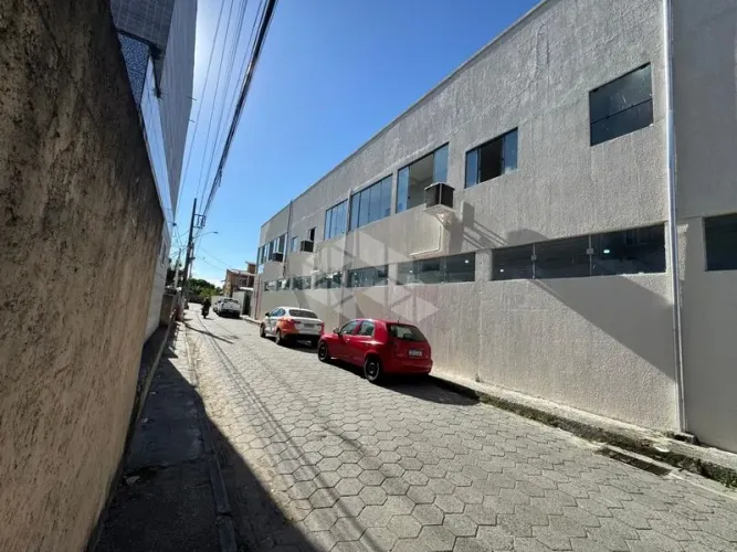 Apartamento novo para locação com 52m² e 2 quartos na Tapera, Florianópolis