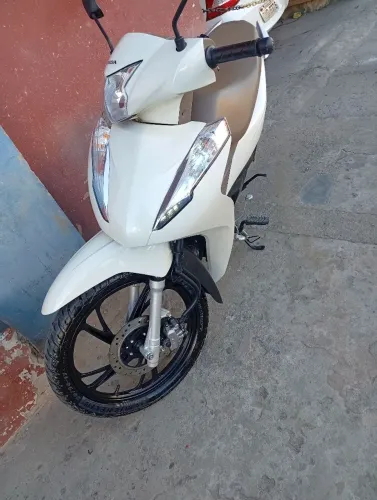 Vendi biz 125 moto em estado de zero