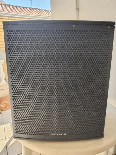 Caixa Subwoofer Attack VRS1510A 15" Preta