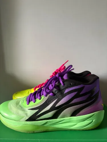 Lamelo mb.02