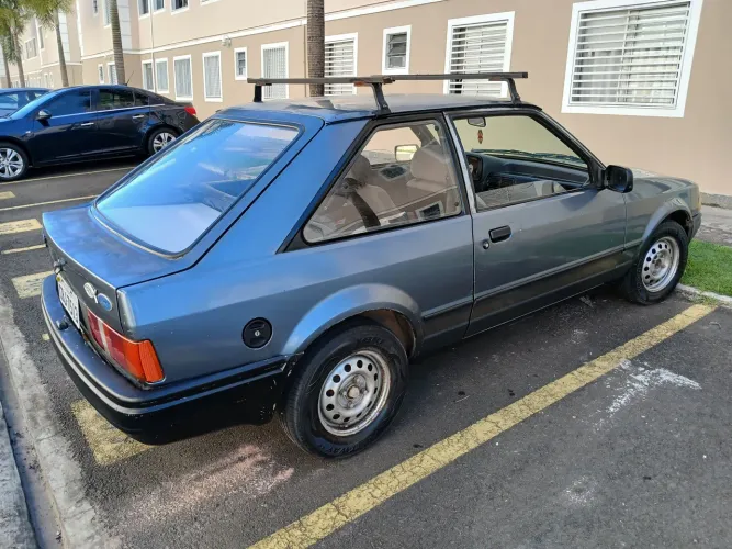 Ford Escort GL 1.6i / 1.6 ( 1990