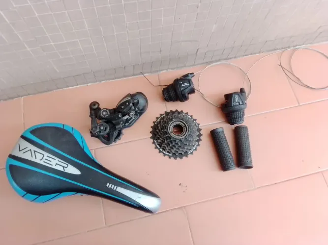 Câmbio, catraca e passador Shimano