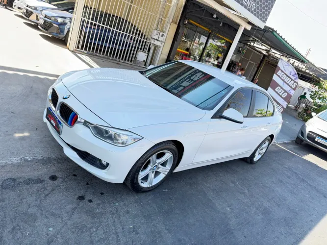 BMW 320I A 2.0 Turbo/activeflex 16V 184cv 4P 2015