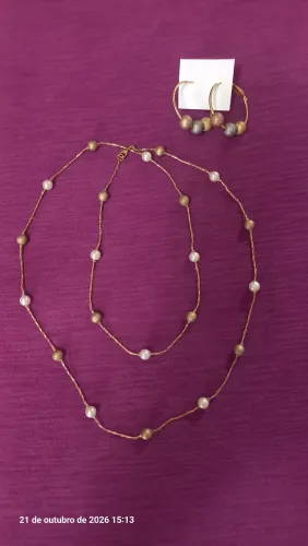 VENDO CONJUNTO DE BIJUTERIAS USADAS