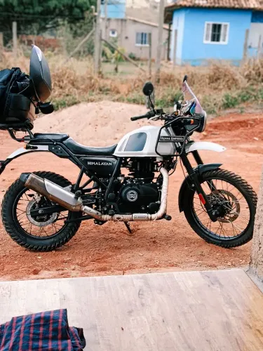 Royal Enfield Himalayan 2020/2021 - 24 mil km - Bem Conservada