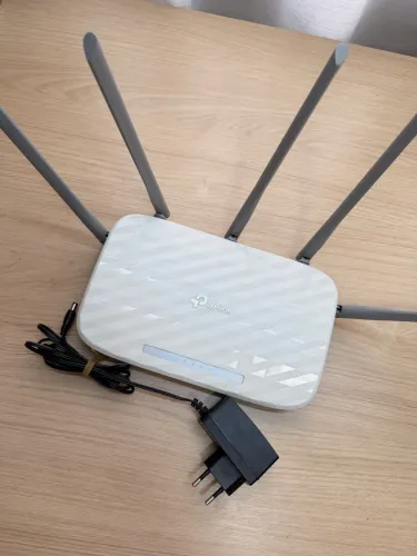 Roteador Wi-Fi TP-Link Archer C60 Branco/Cinza