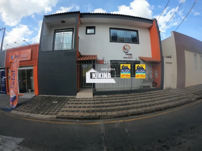 CASA COMERCIAL PARA LOCAÇÃO NO CENTRO
