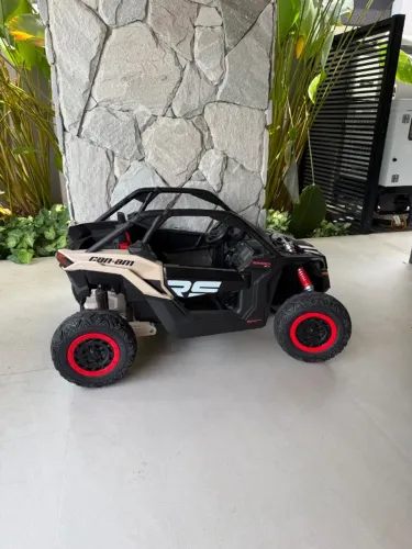 Quadriciclo elétrico