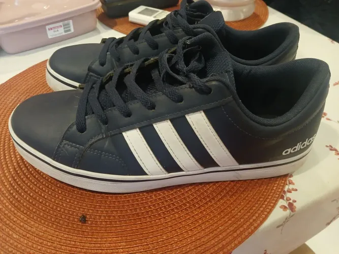 Vendo tênis Adidas VS Pace ORIGINAL