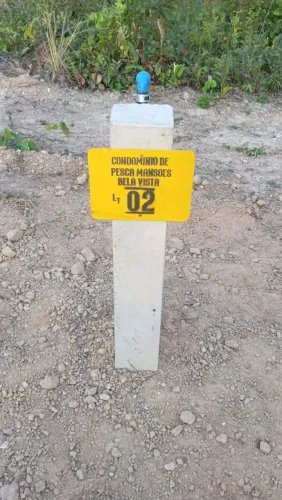 Vendo lotes em condomínio na Serra da mesa ótima localização só 6 km do asfalto
