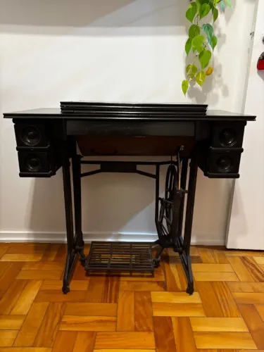 Máquina de costura antiga singer