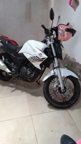 Fazer 250 ano 2015 