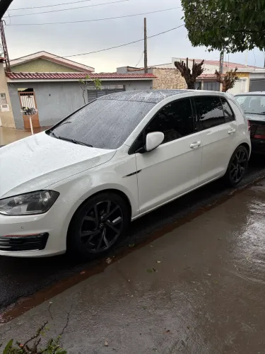 Volkswagen Golf Highline 1.4 TSI 140cv Aut. 2015