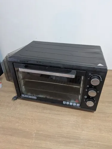 Forno Elétrico Black+Decker 50 Litros FT50P