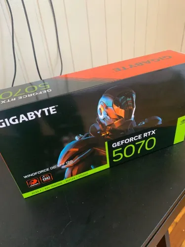 Gigabyte Rtx 5070 12gb windforce