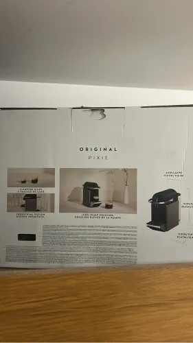 Cafeteira Nespresso original pixie