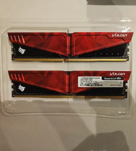 MEMÓRIA RAM VULKAN T-FORCE 2x8GB DDR4 3000MHZ