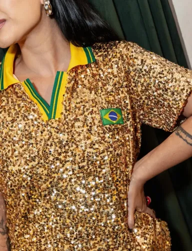 Camiseta do Brasil de paetê