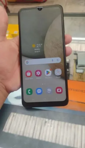 Smartphone A12 64 GB preto com carregador 