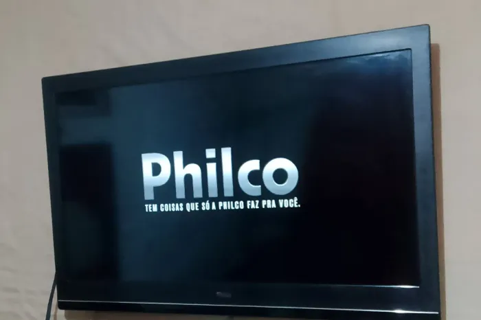 Tv Philco 42 polegadas convensional HDMI USB