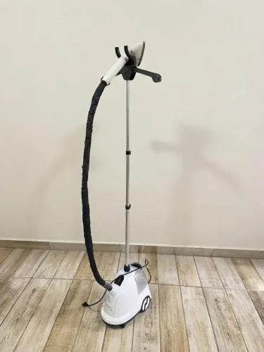 Passadeira a vapor Cadence Lisser Pro - Vertical