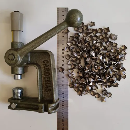 Balancim Manual Cardenas 100 + 01 jogo para pregar rebites quadrados 